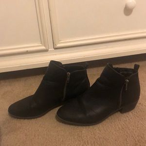 Steve Madden Black Leather Booties